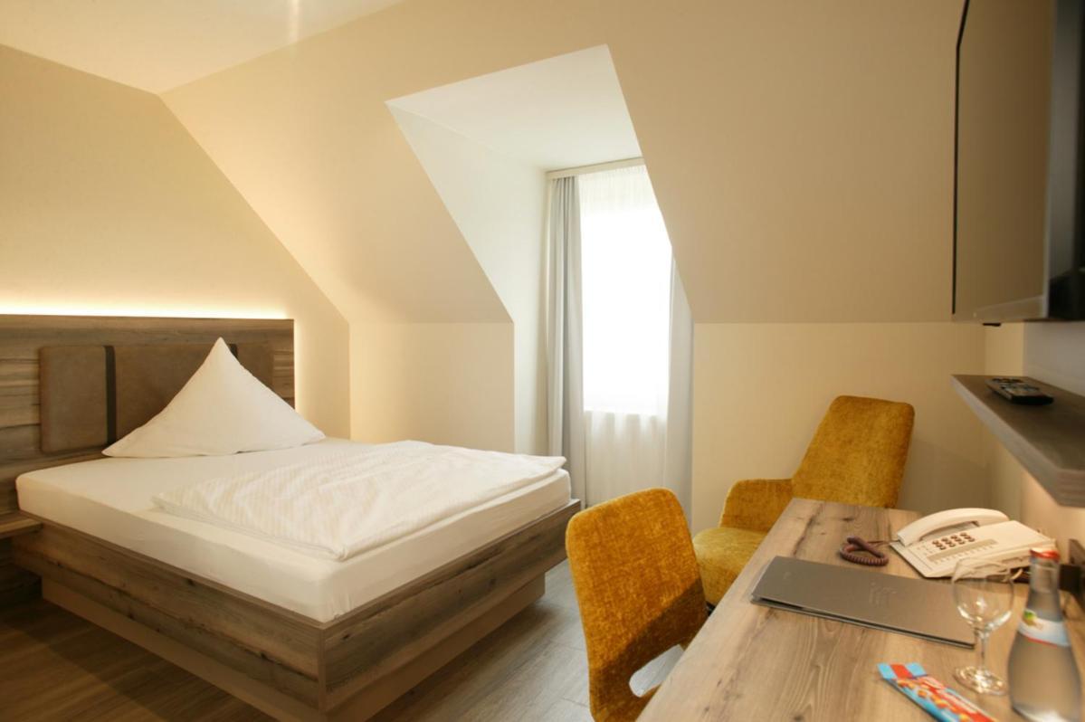 Hotel Sonne Garni Rudersberg Eksteriør billede